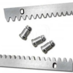 (CRE8MM) CREMAILLERE METALLIQUE  30X8MM OU 30X10MM